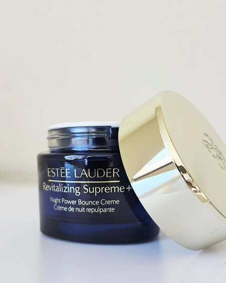 Revitalizing Supreme+ Night Yaşlanma Karşıtı Nemlendirici Gece