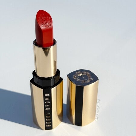 新品BOBBI BOWN限定リュクス プリズマティック リップスティック 赤 試してみた】リュクス プリズマティック リップスティック BOBBI