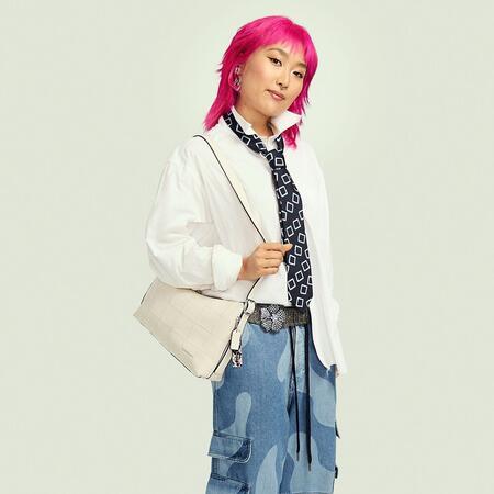 Coach リュック ベージュとピンク Amazon.co.jp: [コーチ]COACHリュック バッグパック ピンク
