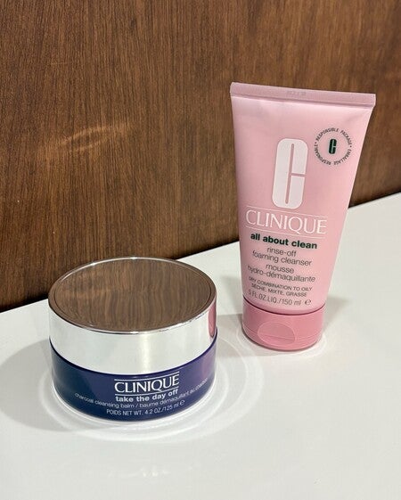 テイク ザ デイ オフ クレンジング バーム チャコール | クリニーク