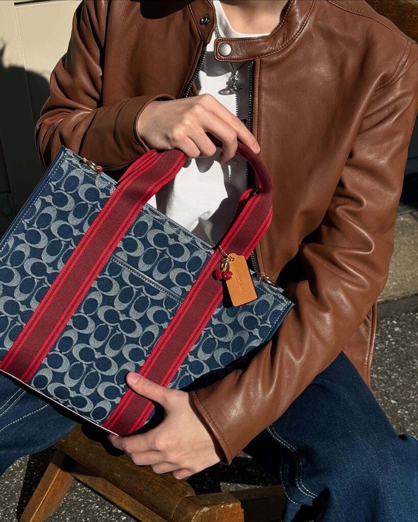 COACH® Outlet | Smith Tote Bag In Signature Denim