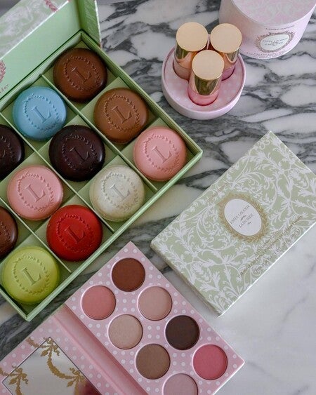 Estée Treasures Inspired by Turquoise Powder Compact | Estée Lauder