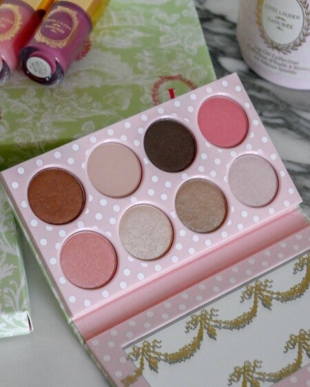 Estée Treasures Inspired by Tortoise Powder Compact | Estée Lauder