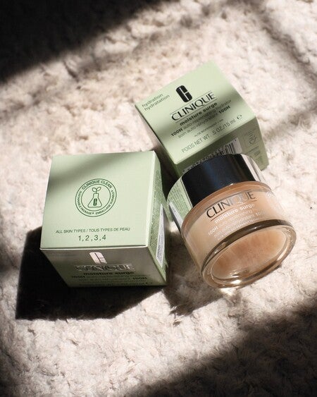 イーブン ベター ブライター ミルキー ローション〈医薬部外品