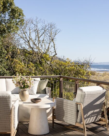 Alden Outdoor Lounge Chair | PALECEK