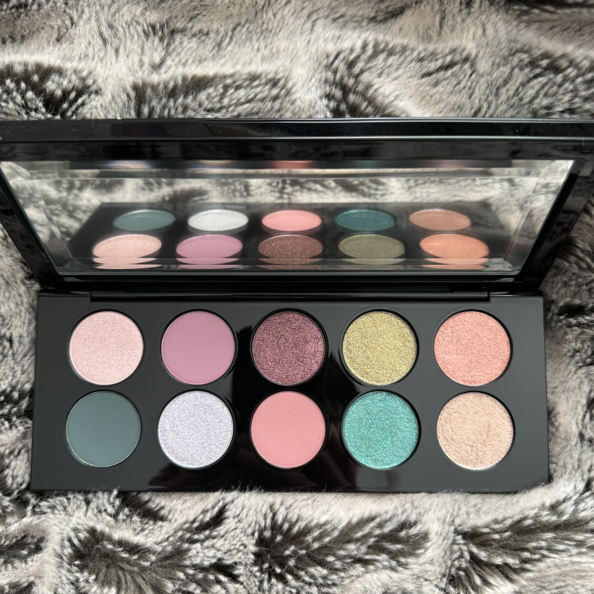 MOTHERSHIP XII Eyeshadow Palette: Petalmorphosis - PAT McGRATH