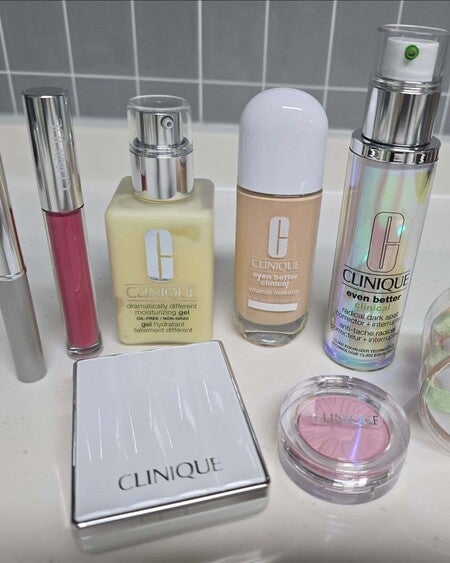 新品未使用 Clinique AG モイスチャライザー ポーチ付き 3個セット 新品未使用 Clinique AG モイスチャライザー ポーチ付き 3個セット