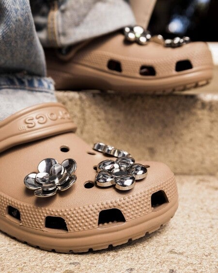 靴 crocs e pinstripe version Clogs, Sandals, Sneakers & Jibbitz - Come As You Are | Crocs CA