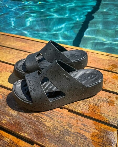 【CROCS】 Getaway Platform Toe Loop★海にも街にもぴったり！ Getaway Platform Toe Loop - Crocs