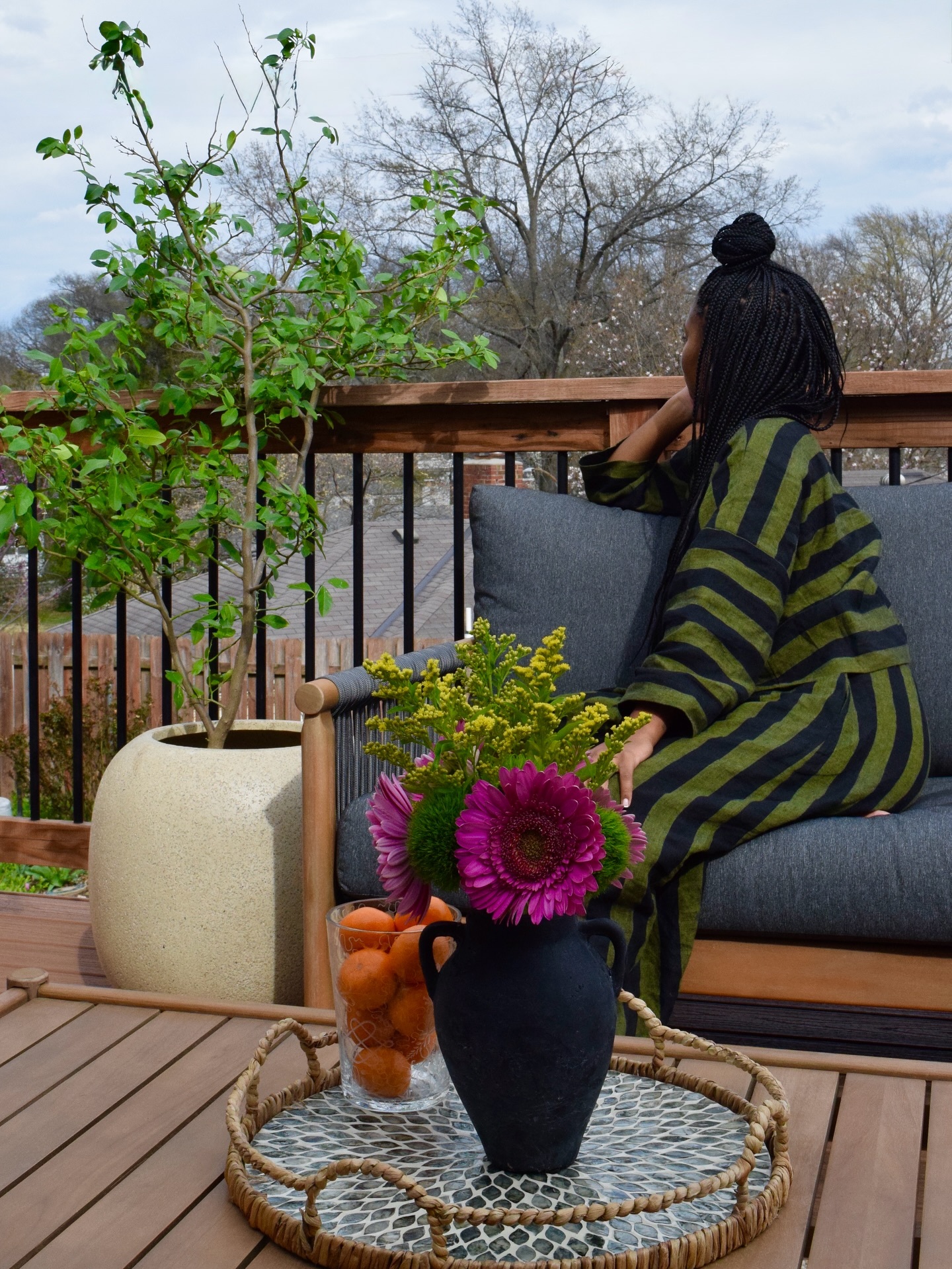 【BLACK ROSE】290 イージーチェアー Rosa Dravite Black & Solid Eucalyptus Outdoor Sectional Sofa | Article