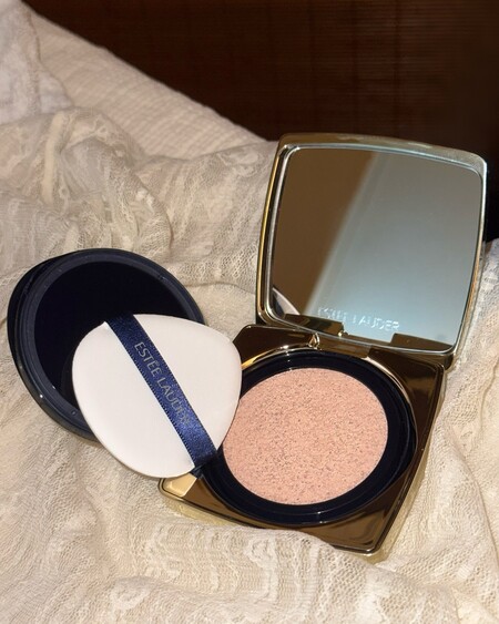 ESTÉE LAUDER Double Wear Soft Glow Matte ESTEE LAUDER Double Wear Soft Glow Matte Cushion Makeup (with Case