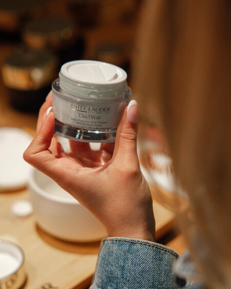 Revitalizing Supreme+ Youth Power Soft Milky Lotion Revitalizing Supreme+ Youth Power Soft Milky Lotion