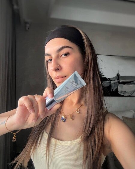 エスティーローダー Perfectionist Pro Multi-Defense Aqua UV Gel SPF 50 with 8 Anti