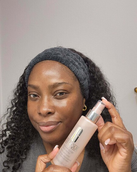 モイスチャー サージ フェース スプレー | クリニーク Clinique 公式