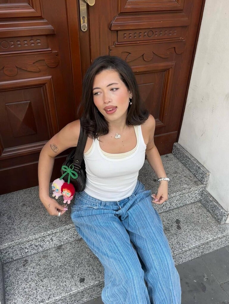 Wide-leg pants