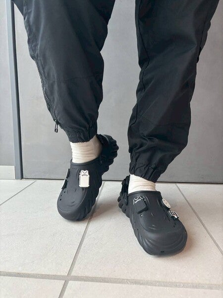 【関税込み】Crocs グレー Echo クロッグ crocs クロックス サンダル クロッグ エコー メンズ レディース