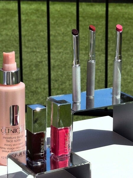 モイスチャー サージ フェース スプレー | クリニーク Clinique 公式