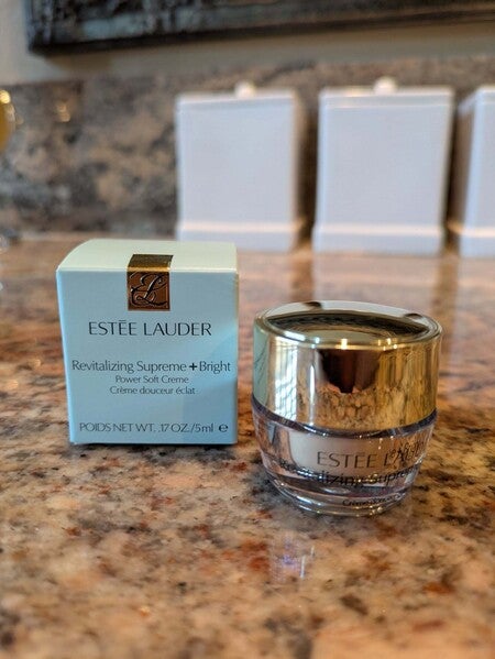 フェイスクリーム ESTEE LAUDER Revitalizing Supreme+Bright Estee Lauder Revitalizing Supreme+ Bright Radiance Power