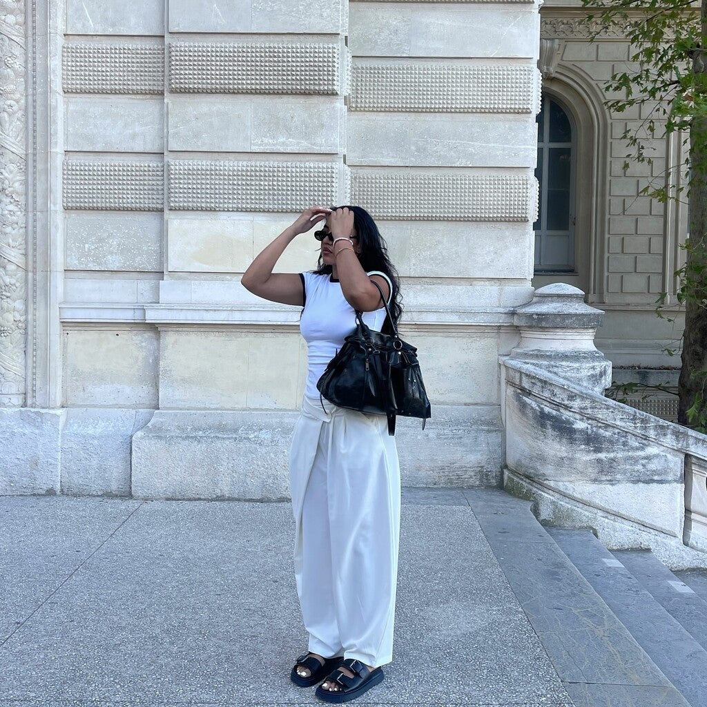 Worn-effect bowling bag with straps