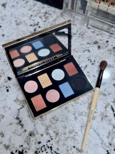 アイブレンダー ブラシ | ボビイ ブラウン Bobbi Brown 公式