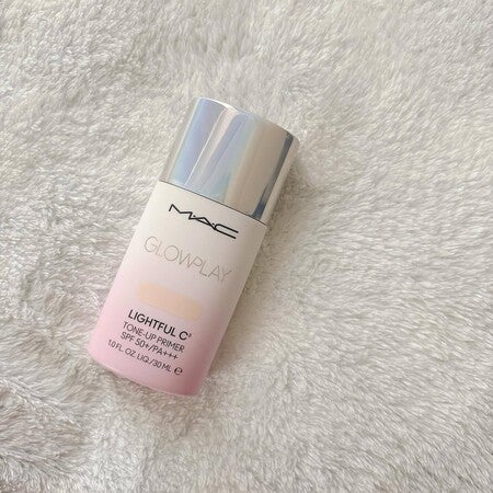 グロー プレイ ライトフル C3 トーン アップ プライマー SPF 50+