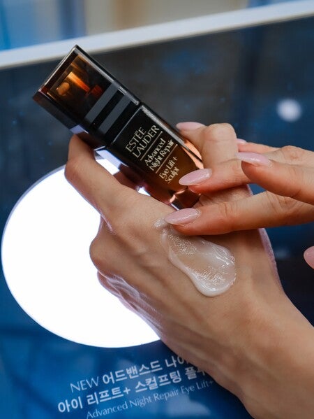 Revitalizing Supreme+ Optimizing Power Treatment Lotion