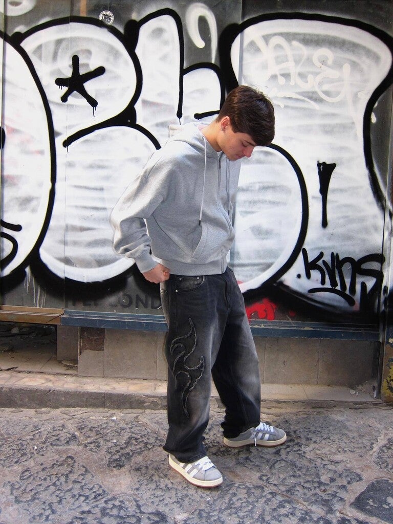 Baggy-malliset farkut, joissa koristepaikka