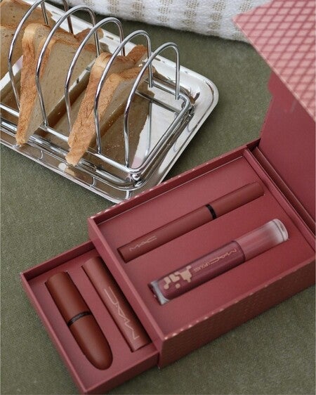 MAC(マック)公式オンラインショップ | コスメ & メイクアップ