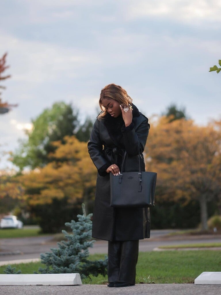 COACH® Outlet | Mollie Tote Bag 25