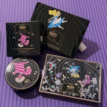 アリス イン ワンダーランド アイシャドウ パレット | ボビイ ブラウン