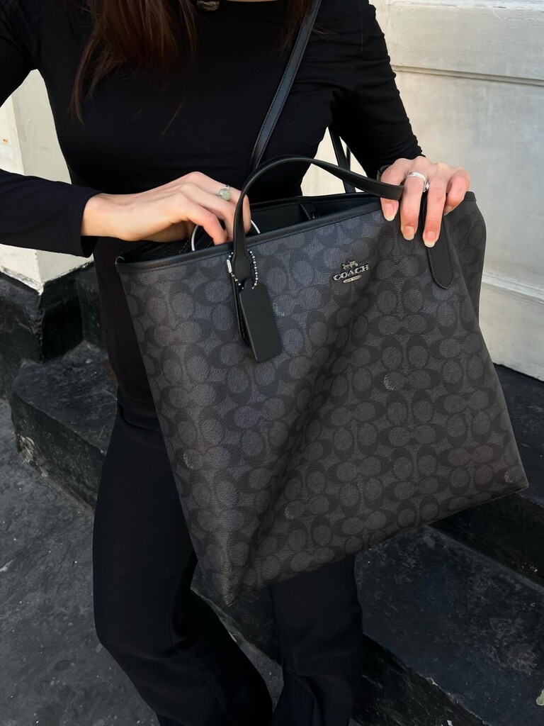 City Tote Bag In Signature Canvas | Bags | Coach | COACH®
