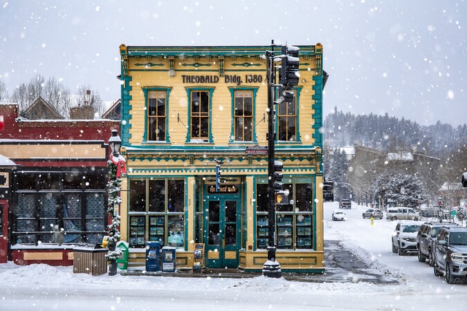 Experience #BreckLife - B Like Breckenridge