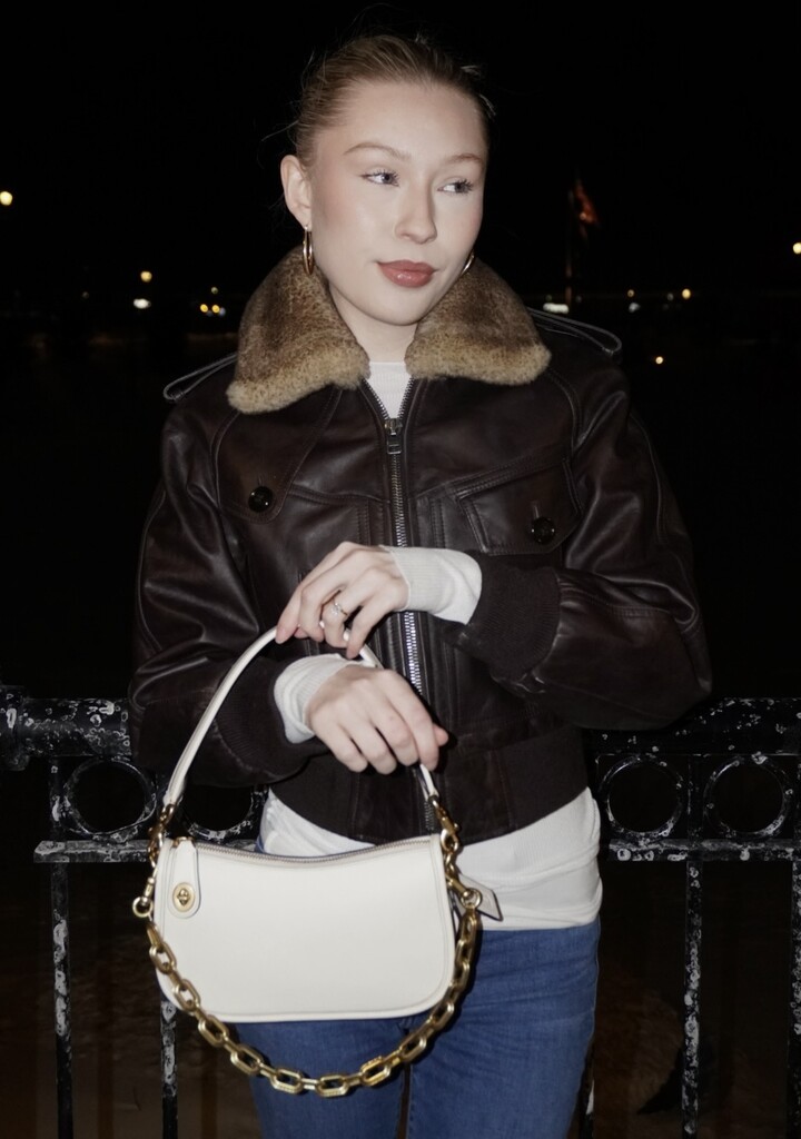 Swinger Bag 20 | Bags | Coach | COACH®